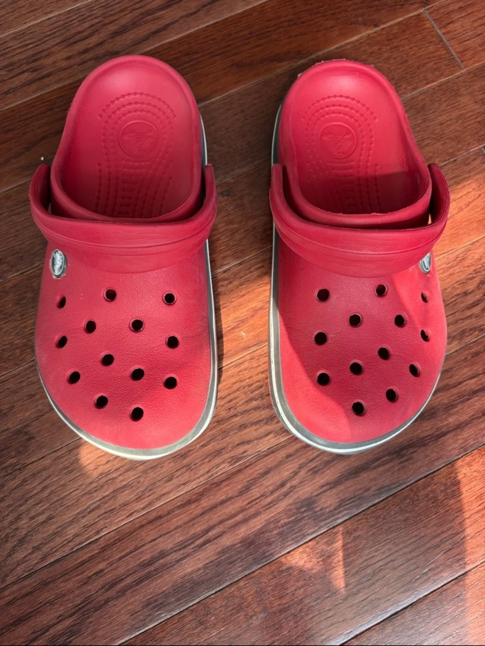 CROCS Kids Red Classic Clog with Heel Strap - Picture 3 of 11
